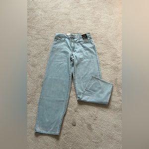 LEVI’S BAGGY DAD JEANS SIZE 26 - BRAND NEW WITH TAGS